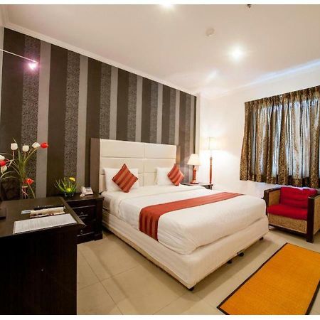 City Centre Hotel Phnom Penh Dış mekan fotoğraf