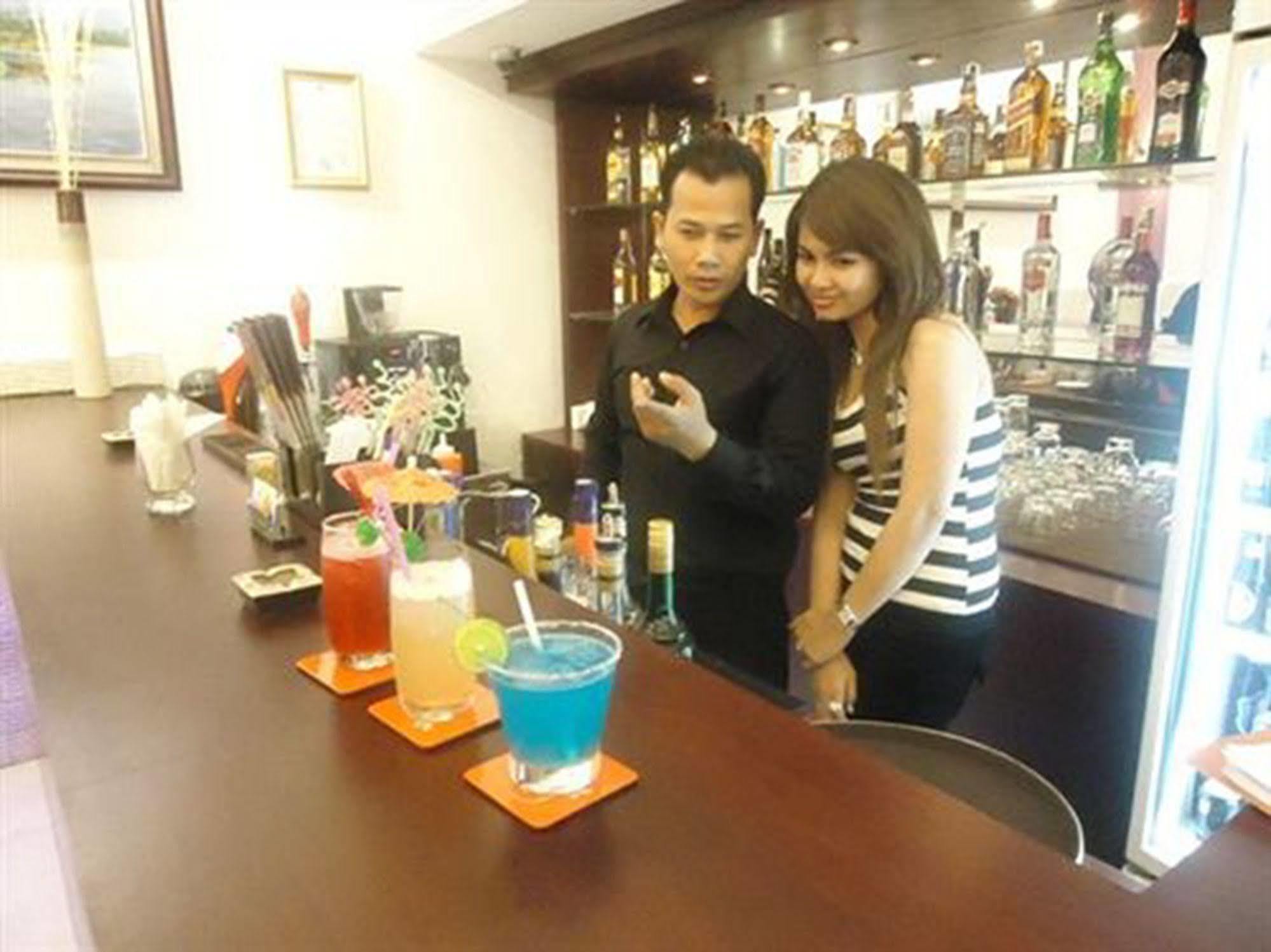 City Centre Hotel Phnom Penh Dış mekan fotoğraf