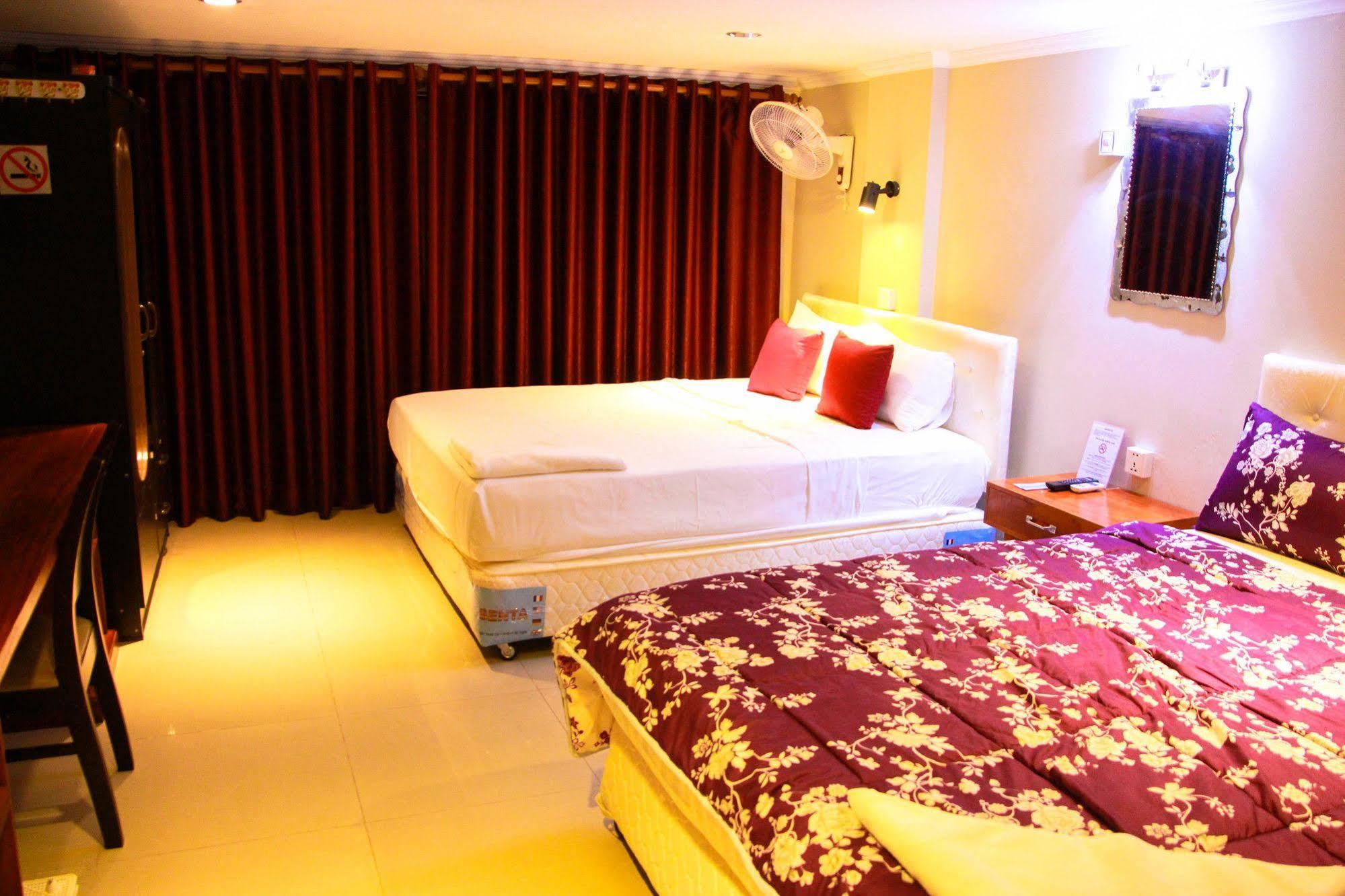 City Centre Hotel Phnom Penh Dış mekan fotoğraf