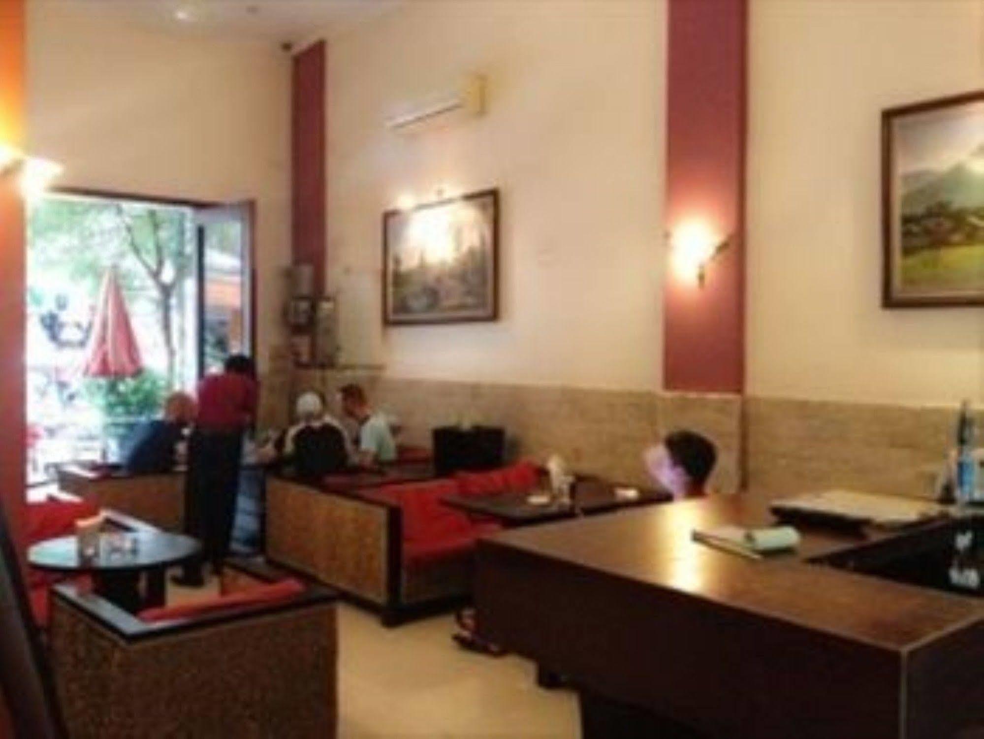 City Centre Hotel Phnom Penh Dış mekan fotoğraf