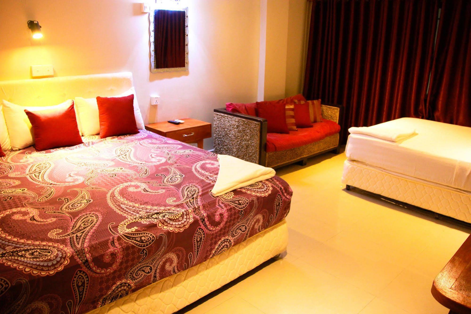 City Centre Hotel Phnom Penh Dış mekan fotoğraf